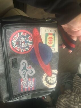 Gucci Black Messenger Bag with Multicolor Patch Motifs